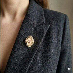 Vintage Avon Victoria Rose Pin